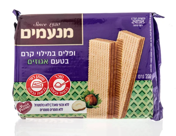 Winneconne, WI - 19 Eylül 2020: Bir paket Mamamim fındıklı gofret.