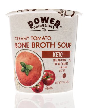 Winneconne, WI - 16 Ekim 2020: İzole edilmiş arka planda bir paket Power erzağı kremalı domates çorbası.