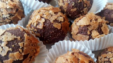 Ev yapımı şekerler kağıt kapakları