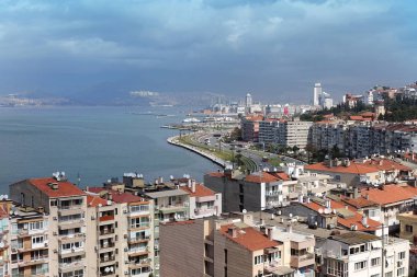 Izmir, Türkiye - 5 Mart 2018: Konak İzmir tarihi Asansör görünümünden.