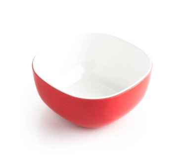 Kırmızı kase beyaz arkaplanda izole