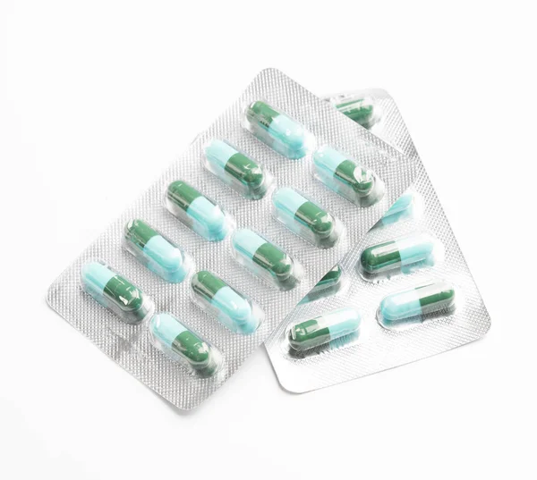 Foco Seletivo Cápsulas Antibióticos Pílulas Fundo Borrão Com Droga Espaço — Fotografia de Stock