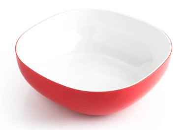 Kırmızı kase beyaz arkaplanda izole