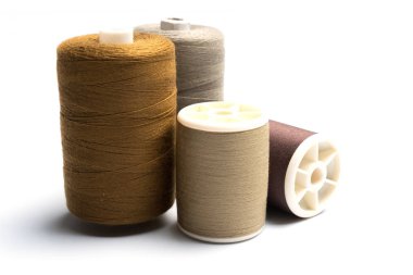 Beyaz arka plan üzerinde izole iş parçacığı