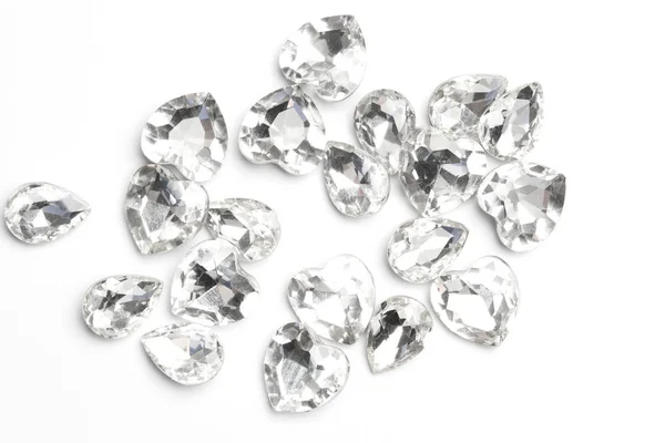 白地に隔離されたダイヤモンド — ストック写真