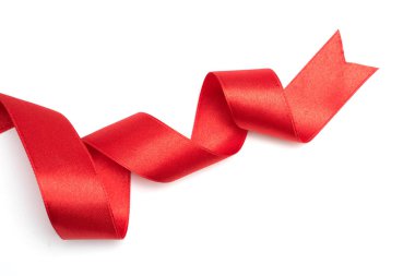 Beyaz arka plan üzerinde izole kırmızı kurdele kenarlık