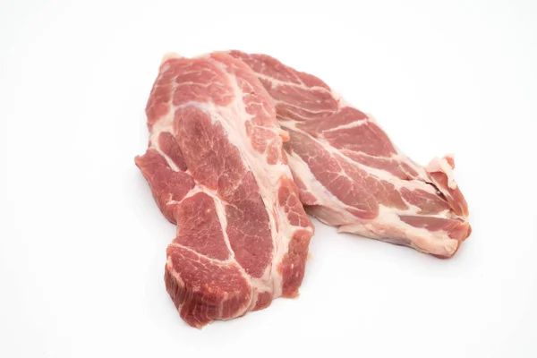 Resh carne cruda de cerdo cuello ajo pimienta y romero aislado en w — Foto de Stock