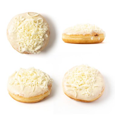 Beyaz üzerine izole edilmiş çikolatalı çörek.