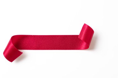 Kırmızı afiş şeritler beyaz etiket 