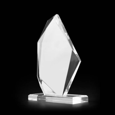 kristal boş ödül siyah üzerine izole