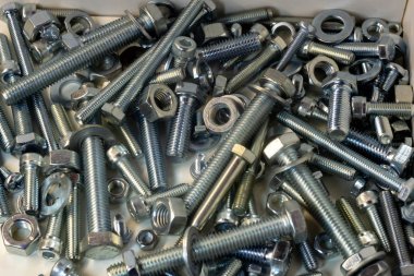 cıvata somun vidalar yıkıta