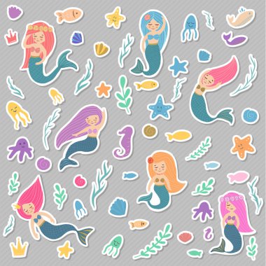 Güzel ve şirin Deniz kızları.