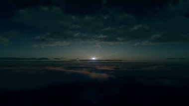 bulutlar gündoğumu sinek