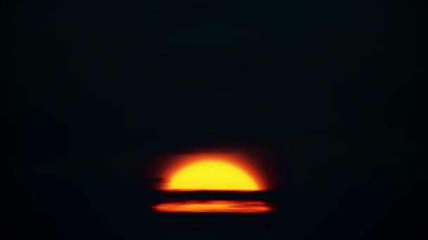Sonnenaufgang Große Sonne — Stockvideo