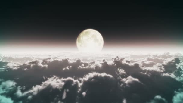 Над Хмарами Повний Місяць — стокове відео