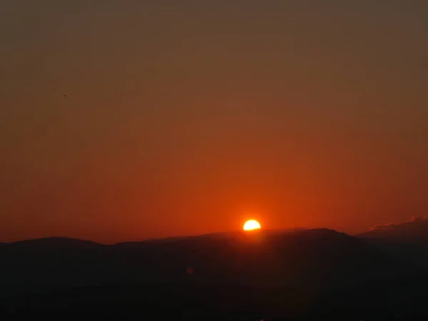 Goldener Sonnenuntergang Himmel Landschaft — Stockfoto