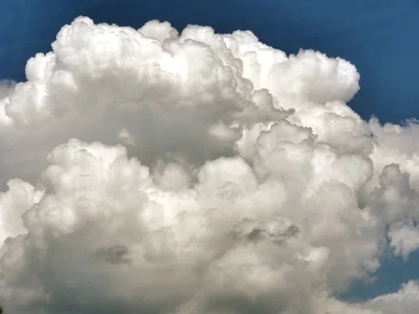 Gros Nuages Zoom Paysage — Photo