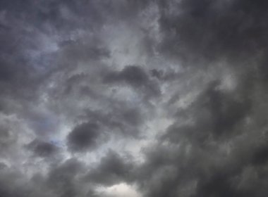 bulutlar karanlık soyut manzara