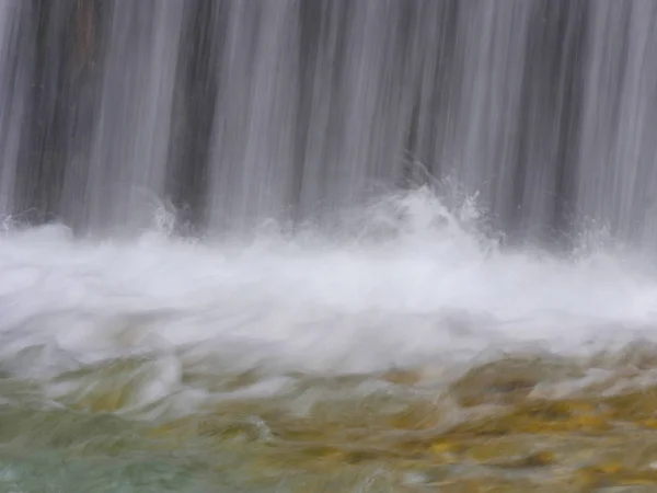 Montanha Cachoeira Longa Exposição — Fotografia de Stock