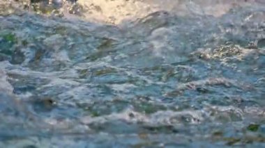 dağlık hız berrak nehir yavaş hareket