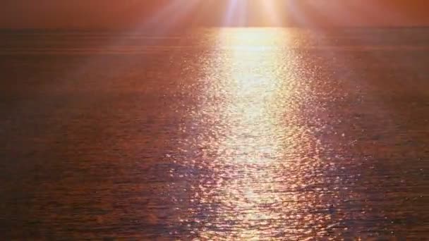 Ouro Nascer Sol Sobre Mar — Vídeo de Stock