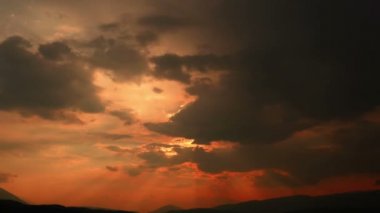 Altın günbatımı zaman atlamalı 4k