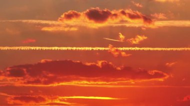 Altın günbatımı zaman atlamalı 4k