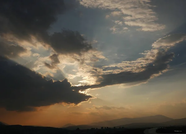 Bela Paisagem Céu Pôr Sol Dourado — Fotografia de Stock