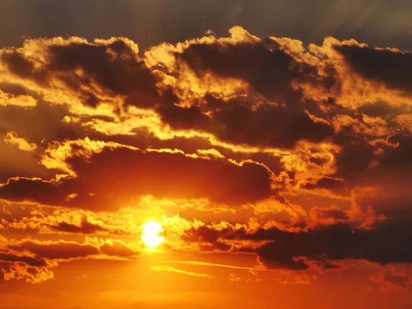 Vacker Gyllene Solnedgång Himmel Landskap — Stockfoto