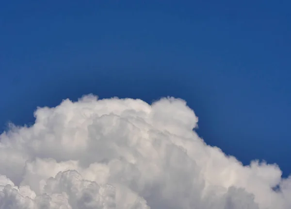 Zoom Awan Besar Lanskap Langit — Stok Foto