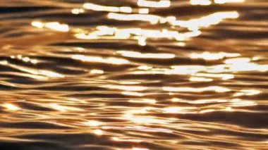 gündoğumu altın deniz yavaş çekim