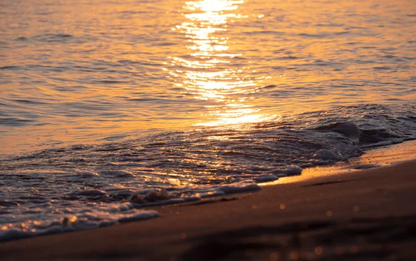 Волновой Всплеск Морского Пляжа Крупный План — стоковое фото