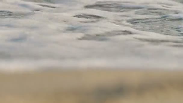 Sahil dalgası makro ağır çekim 4k — Stok video