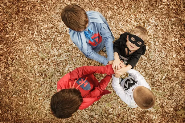 Egység a csapat szuperhősök fiúk — Stock Fotó