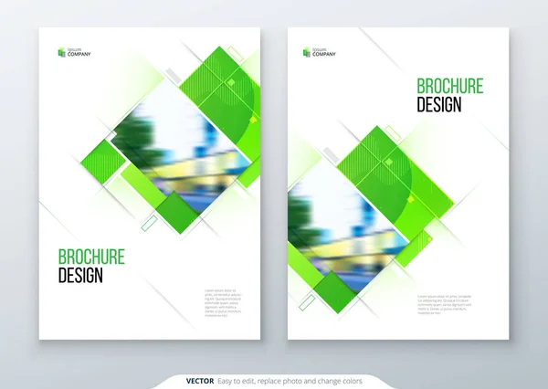 Návrh rozložení šablony titulní stránky zelené brožury Výroční zpráva, katalog, magazín, leták. Kreativní moderní jasná ekologická koncepce s čtvercovými tvary — Stockový vektor
