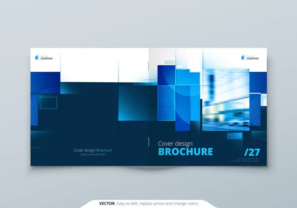 Blauwe vierkante brochure cover sjabloon lay-out ontwerp. Corporate Business horizontale brochure, jaarverslag, catalogus, tijdschrift, flyer mockup. Creatief modern helder brochure concept met vierkante vormen — Stockvector