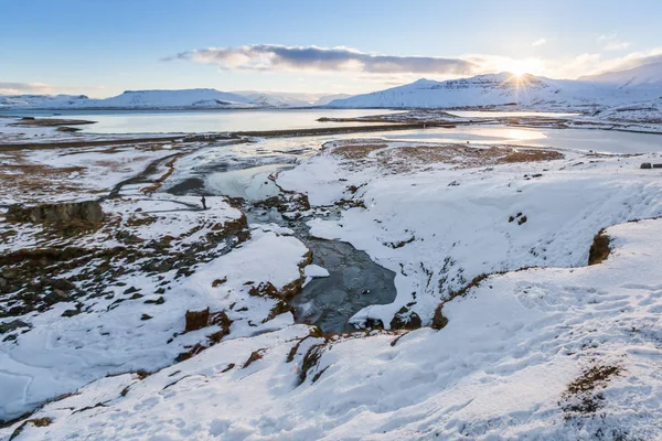 Paisaje Del Invierno Matutino Bajo Cielo Azul Islandia — Foto de Stock