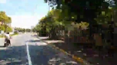 Marmaris, Türkiye'de Hyperlapse Sokağı. Resort şehir, güneşli bir gün. Turist yürümek. Timelapse