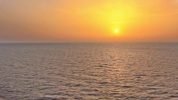 Spectacular Sunset Sea Seen Boat Navigation Sunset Paints Orange Yellow — Stock Video