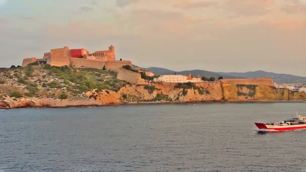 Vista Desde Mar Vieja Ibiza Baluarte Que Rodea Baluarte Santa — Vídeo de stock
