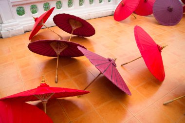 Kırmızı şemsiye Asya zanaat