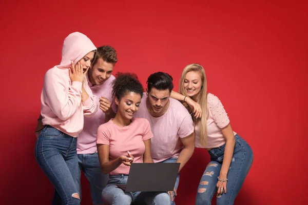 Multiracial Young Creative People Working Together Laptop Successful Hipster Team — Stock Photo, Image