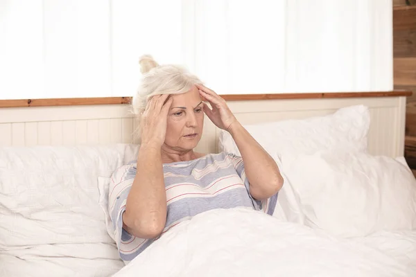 Seasonal Flu Sick Senior Woman Headache Bed Home — Stock Photo, Image