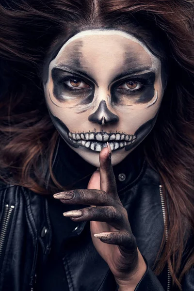 Portret Kobiety Makijażem Czaszki Halloween Make — Zdjęcie stockowe