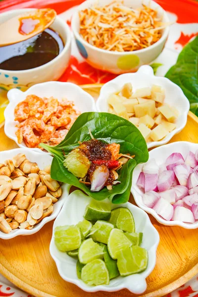 Miang kham geleneksel Tayland çerezim.