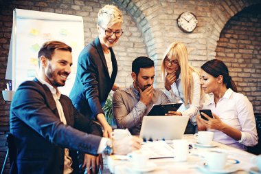 iş adamları toplantısı