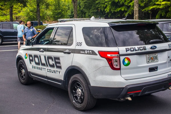 Condado Gwinnett Eua Suv Polícia Condado Gwinnett Com Pessoas — Fotografia de Stock