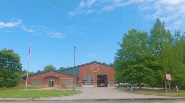 Editör Gwinnett County ABD 7.9.20 Walmart 'a yüz maskesi takarak giren yaşlılar