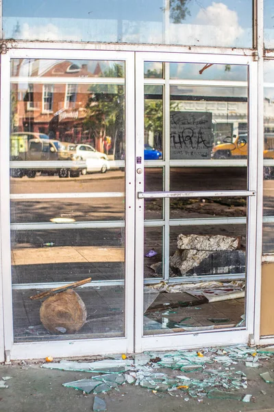 Augusta Usa Windows Busted Out Downtown Protests Riots — Stock Photo, Image
