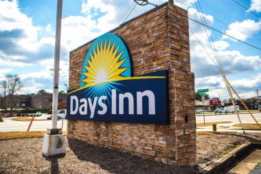 Stone Mountain, Ga / USA - 02 21 20: Days Inn caddesi tabelası
